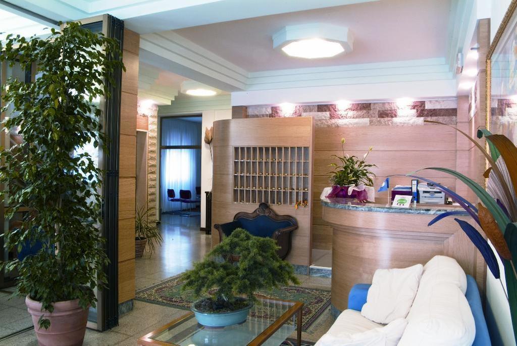 Hotel Nazionale Lido di Jesolo Exterior photo