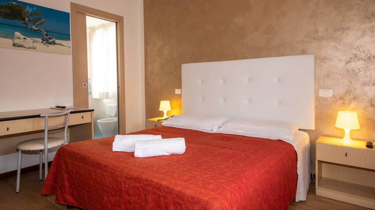 Hotel Nazionale Lido di Jesolo Exterior photo